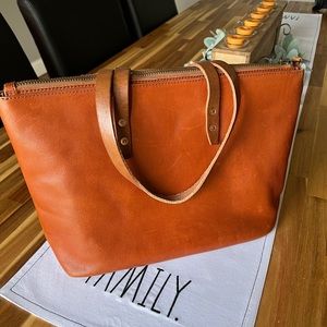 WP Standard Vintage Zipper Tote